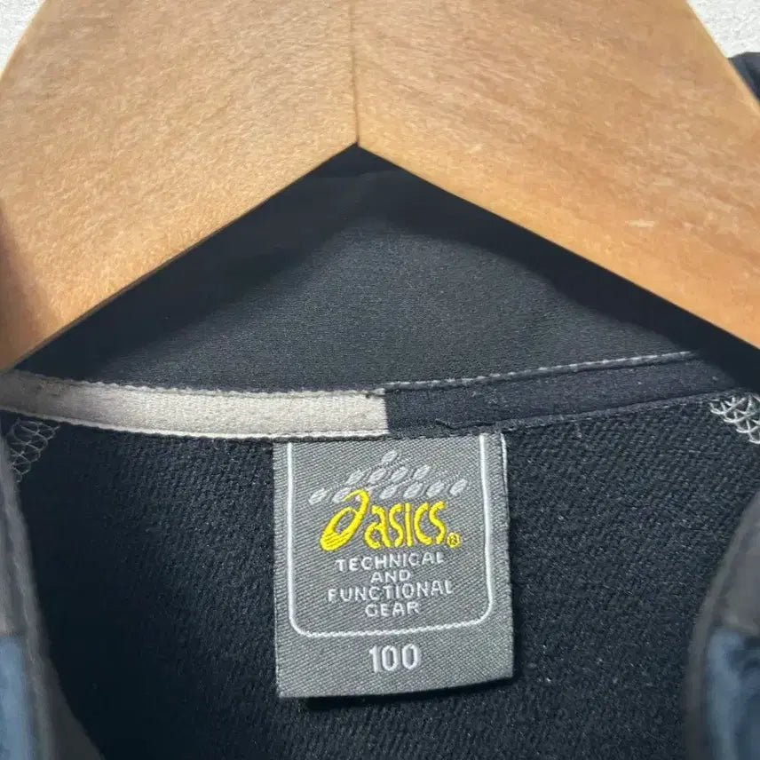 [BUNJANG] Asics Navy/Black Track Jacket (Size 100) / 아식스 네이비/블랙 트랙 자켓 100