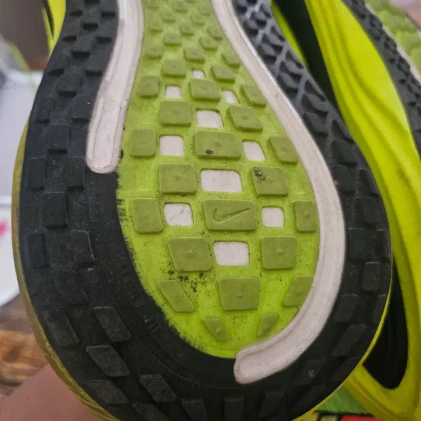 [BUNJANG] Nike Vomero +SE Japan Limited Edition / 나이키 보메로 플러스se 일본한정