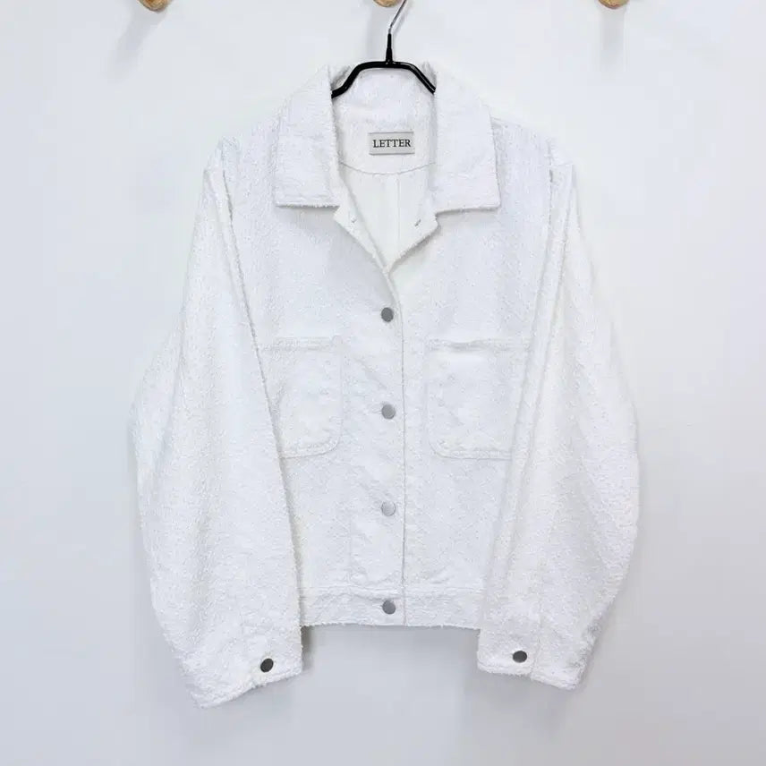 [BUNJANG] LETTER White Cotton Damage Jacket / 레터 LETTER 데미지 면자켓