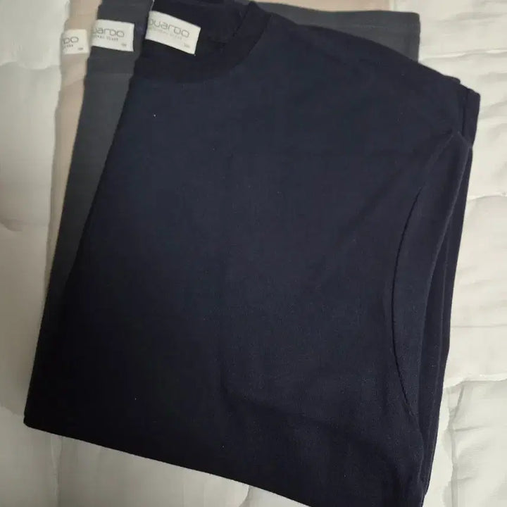 [BUNJANG] Eduardo Relax Semi-Overfit T-shirt (3-Pack) / (새상품,3장)에두아르도 릴렉스 세미오버핏 반팔티셔츠 100