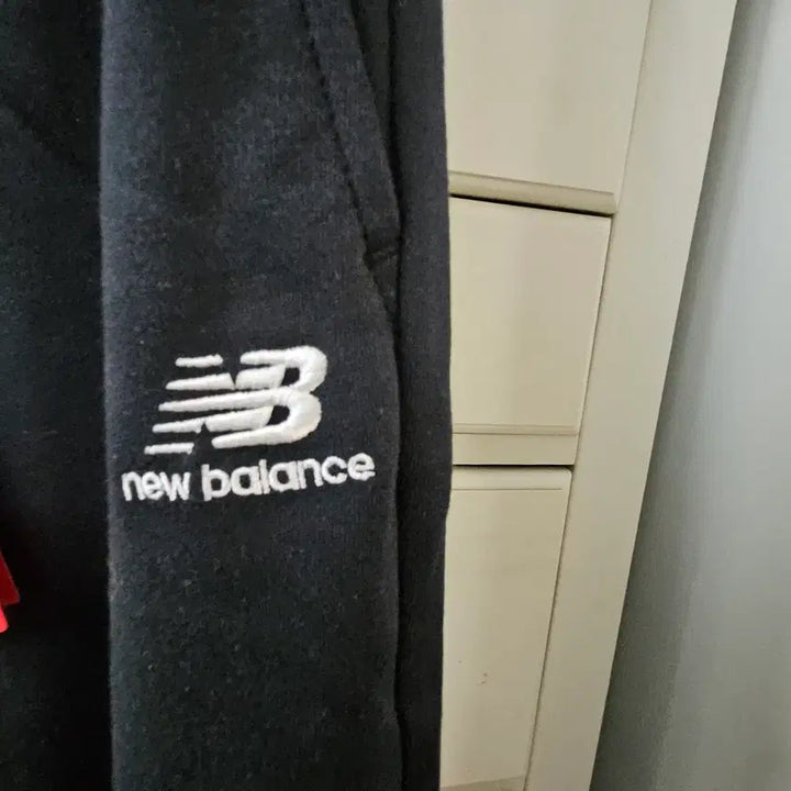 [BUNJANG] New Balance Standard Fit Pants (S) / 뉴발란스 블랙 스탠다드핏 팬츠 75(S)-새상품