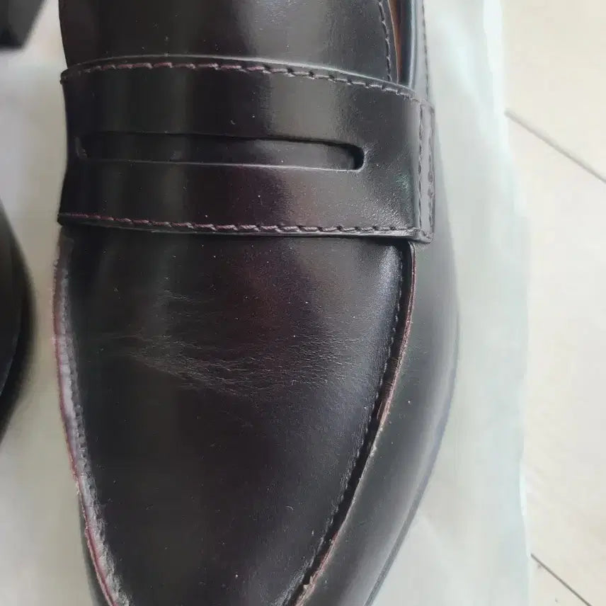 [BUNJANG] Kueren London 09 Loafers (240 Size) / 쿠에른 런던09 로퍼 240사이즈(무배)오늘만이가격