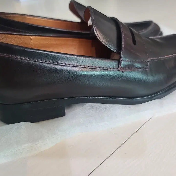 [BUNJANG] Kueren London 09 Loafers (240 Size) / 쿠에른 런던09 로퍼 240사이즈(무배)오늘만이가격