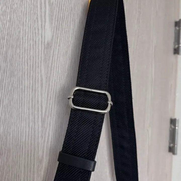 [BUNJANG] Maison Mined Two Tone Saddle Bag Black / 메종미네드 새들백 블랙