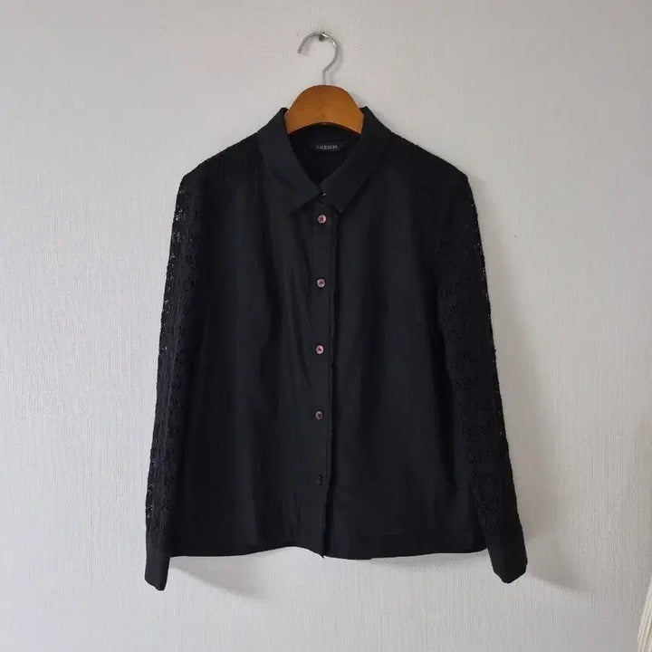 [BUNJANG] Balenciaga Lace Sleeve Black Blouse / [발렌시아] 레이스 소매 블랙 블라우스