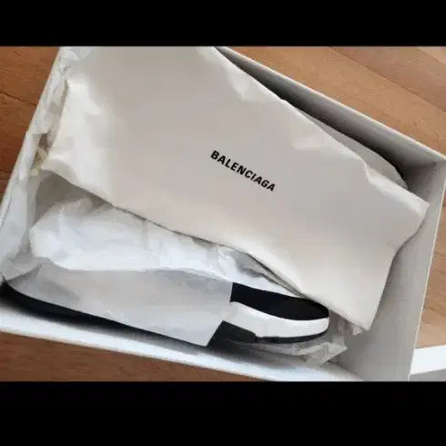 [BUNJANG] Balenciaga Speedrunner EU41 Sneakers / 발렌시아가 스피드러너 eu41
