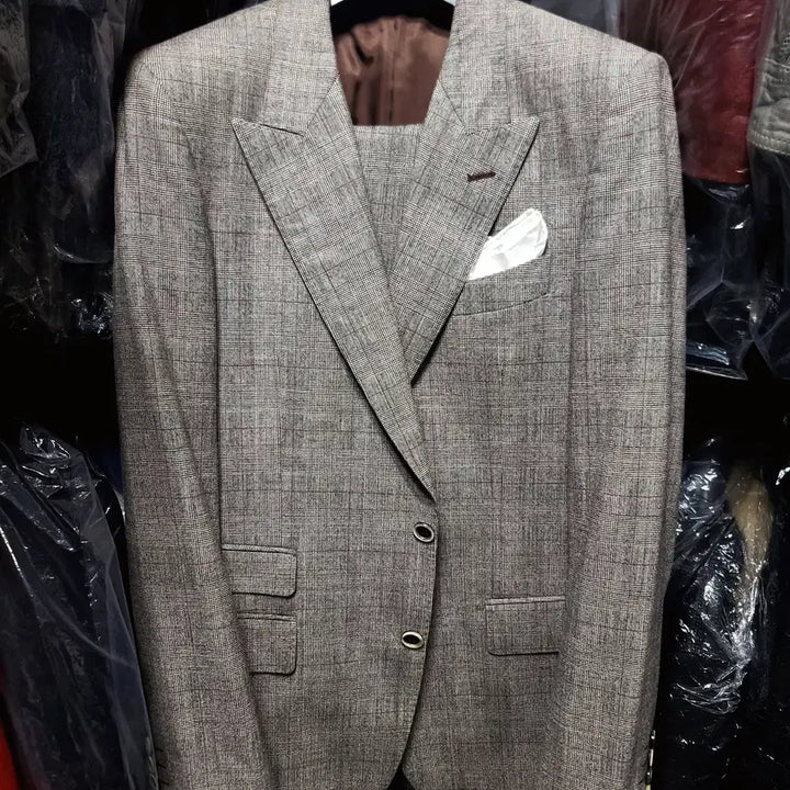 [BUNJANG] Vanhart di Albazar Luigi Botto Burgundy Glen Check Peak Lapel Suit / 반하트 /이태리 루이지보또 버건디 글렌 체크 피크드라펠 수트/100,32
