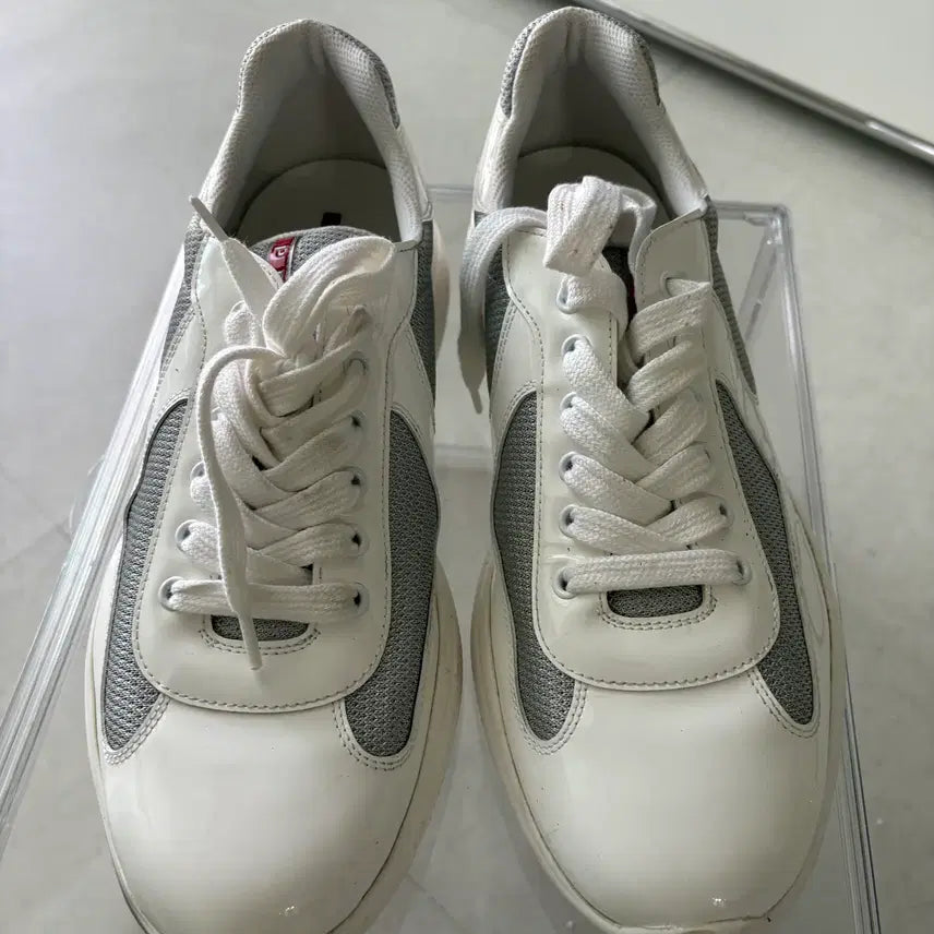 [SOLD OUT] 프라다 아메리카 컵 스니커즈 화이트 UK9.5