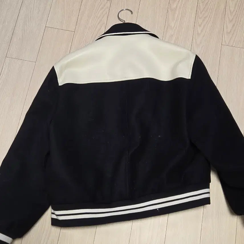 [BUNJANG] ENOR Stadium Jacket / 엔오르 자켓 ENOR STADIUM JACKET