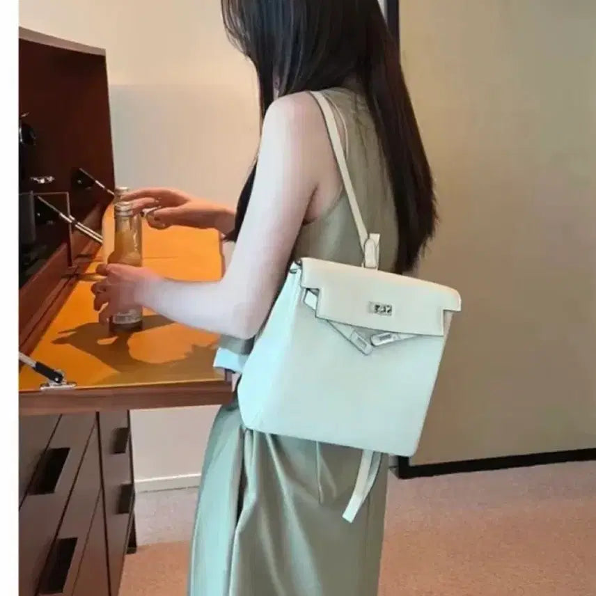 [BUNJANG] Kelly Ado Backpack Ivory (Cowhide) / 켈리 아도 백팩 아이보리(소가죽)