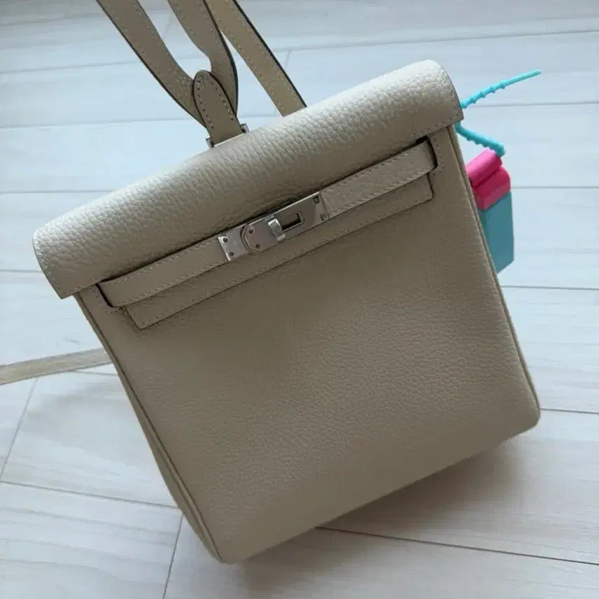 [BUNJANG] Kelly Ado Backpack Ivory (Cowhide) / 켈리 아도 백팩 아이보리(소가죽)