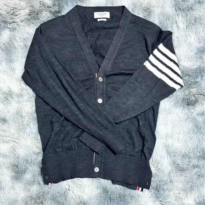 [BUNJANG] Thom Browne Merino Wool Cardigan Size 4 / 톰브라운 메리노 울 가디건 4사이즈
