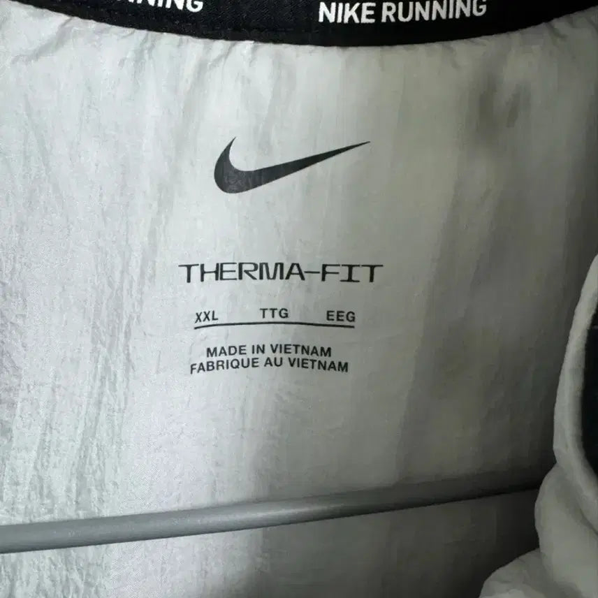 [BUNJANG] Nike Sports Lightweight Padded Vest / 나이키 스포츠 경량 패딩조끼
