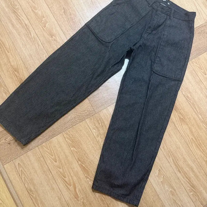 [SOLD OUT] 이알티알 스트라이프 데님팬츠 M