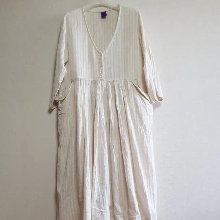[BUNJANG] Ivory Long Striped V-neck Dress / 시원한 원피스