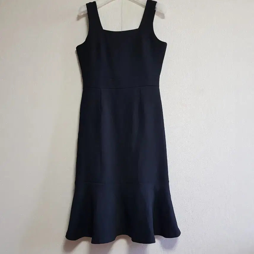 [SOLD OUT] 블랙 멜빵원피스