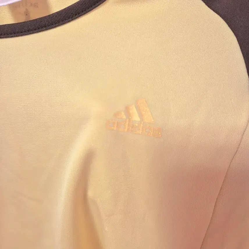 [BUNJANG] Adidas Lemon Yellow 3-Stripe Top / 아디다스 레몬색 3선상의