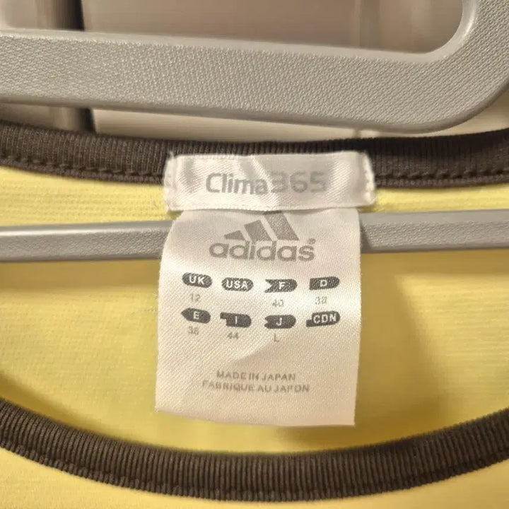 [BUNJANG] Adidas Lemon Yellow 3-Stripe Top / 아디다스 레몬색 3선상의