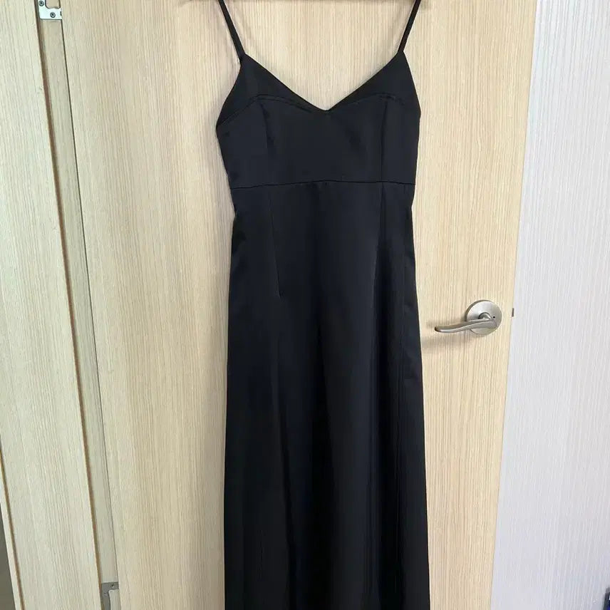 [BUNJANG] Outfit Linda Long Dress / 아웃핏 린다원피스 린다OPS