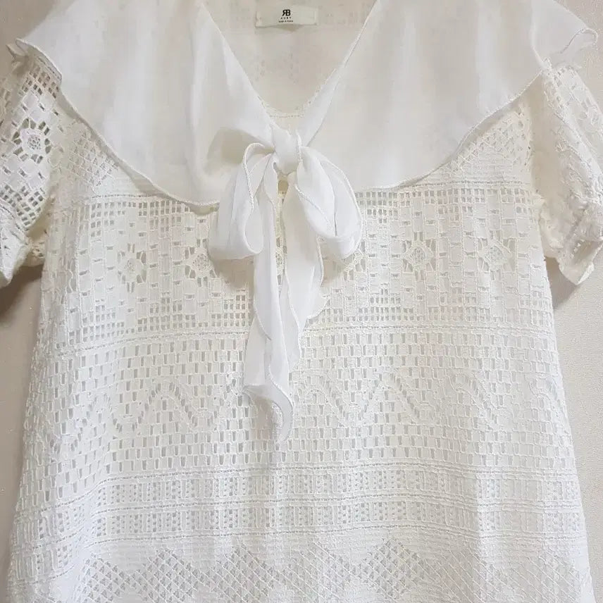 [BUNJANG] Sera Ivory Lace Blouse / 세라 블라우스