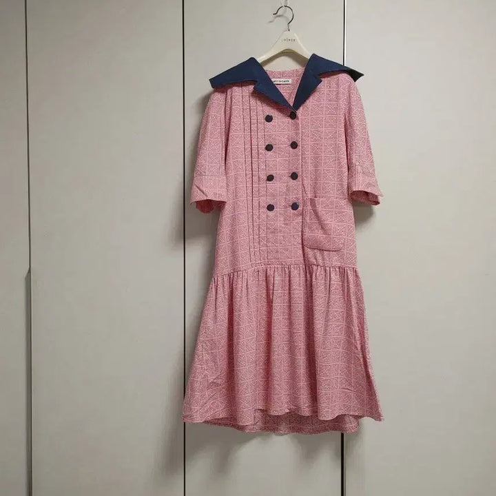 [SOLD OUT] 럭키슈에뜨 카라 원피스