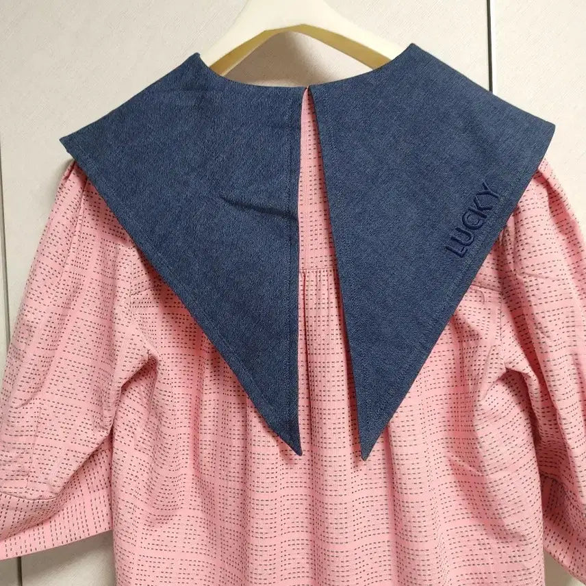 [SOLD OUT] 럭키슈에뜨 카라 원피스