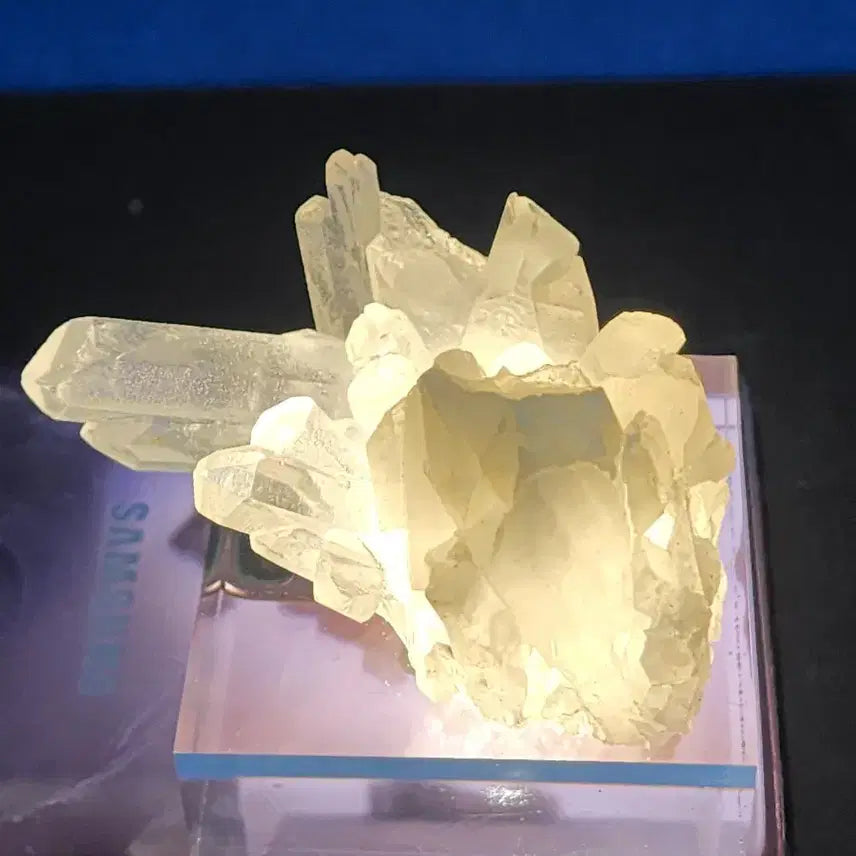 [BUNJANG] Natural Crystal White Quartz Cluster with Stand / 천연크리스탈 백수정 클러스터 원석+받침대