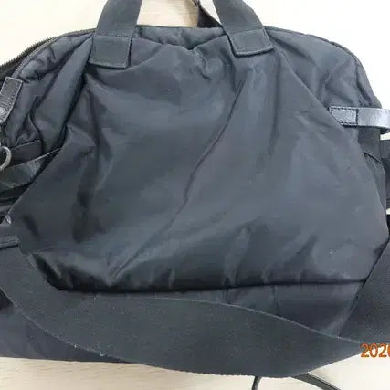 [BUNJANG] Calvin Klein Crossbody Bag / 캘빈 클레인 크로스백 팝니다