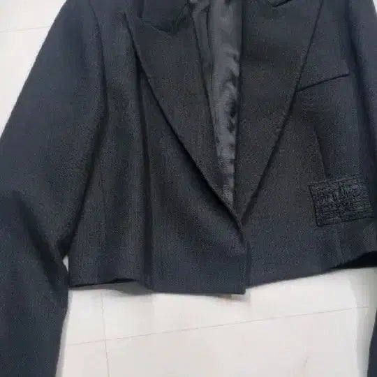[BUNJANG] Time Cropped Open Jacket Black / 타임 크롭 오픈 자켓