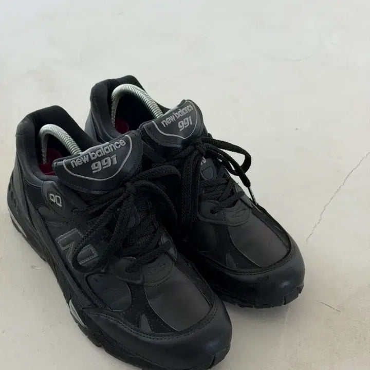 [BUNJANG] New Balance 991 Leather Triple Black Sneakers UK 7.5 / [UK 7.5] 뉴발란스 991 레더 트리플블랙