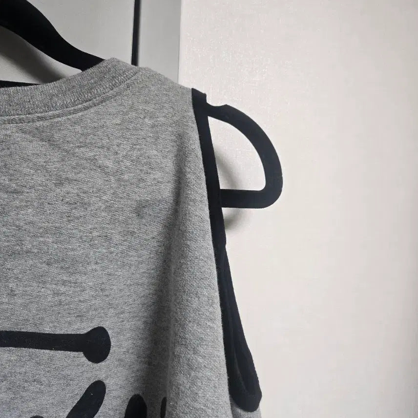 [BUNJANG] Stussy Custom Grey Cropped Sweatshirt / 스투시커스텀맨투맨 스투시 회색 맨투맨 크롭 긴팔티