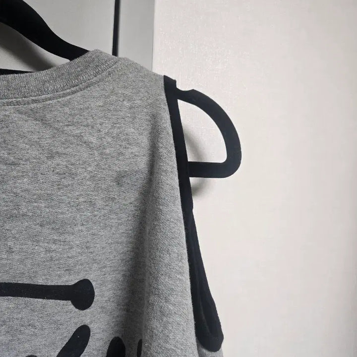 [BUNJANG] Stussy Custom Grey Cropped Sweatshirt / 스투시커스텀맨투맨 스투시 회색 맨투맨 크롭 긴팔티