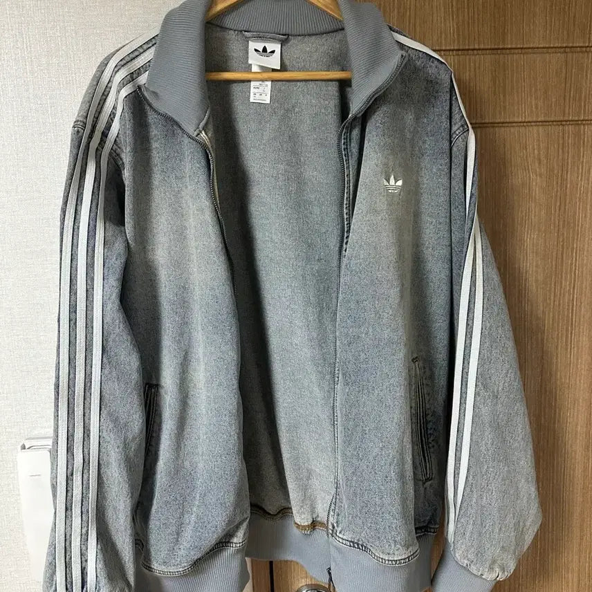 [BUNJANG] Adidas Originals 26SS Denim Firebird Track Top Jacket / 아디다스 오리지널스 26SS 데님 자켓 파이어버드 트랙탑