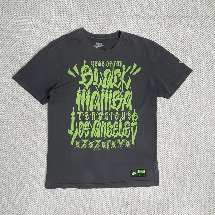[BUNJANG] Nike Black Mamba Graphic T-shirt / 나이키 블랙맘바 L사이즈 그래픽 반팔티