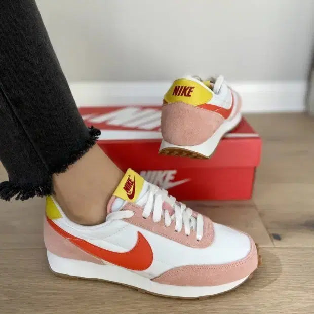 [BUNJANG] Nike Daybreak Pink Orange Sneakers / 나이키 데이 브레이크 핑크 오렌지 스니커즈