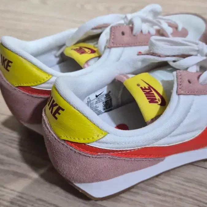 [BUNJANG] Nike Daybreak Pink Orange Sneakers / 나이키 데이 브레이크 핑크 오렌지 스니커즈
