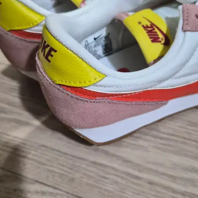 [BUNJANG] Nike Daybreak Pink Orange Sneakers / 나이키 데이 브레이크 핑크 오렌지 스니커즈