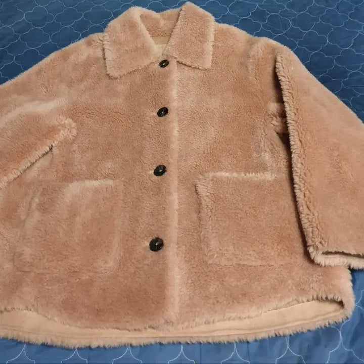 [BUNJANG] NICE CLAUP Wool Blend Faux-Mustang Jacket - Camel (Size F) / 나이스클랍 아웃포켓 울100% 페이크 무스탕 자켓 카멜 (F)