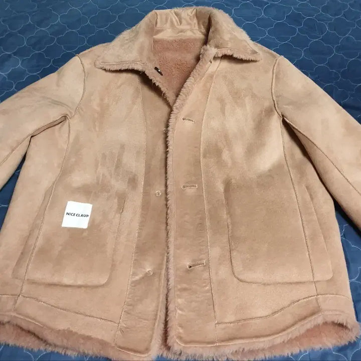[BUNJANG] NICE CLAUP Wool Blend Faux-Mustang Jacket - Camel (Size F) / 나이스클랍 아웃포켓 울100% 페이크 무스탕 자켓 카멜 (F)