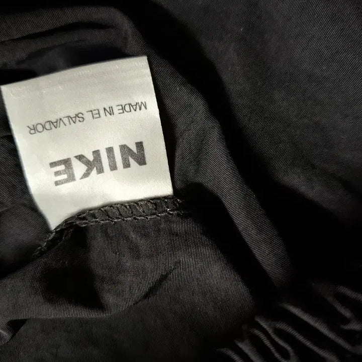 [SOLD OUT] 나이키 블랙 빅로고 나시 티셔츠