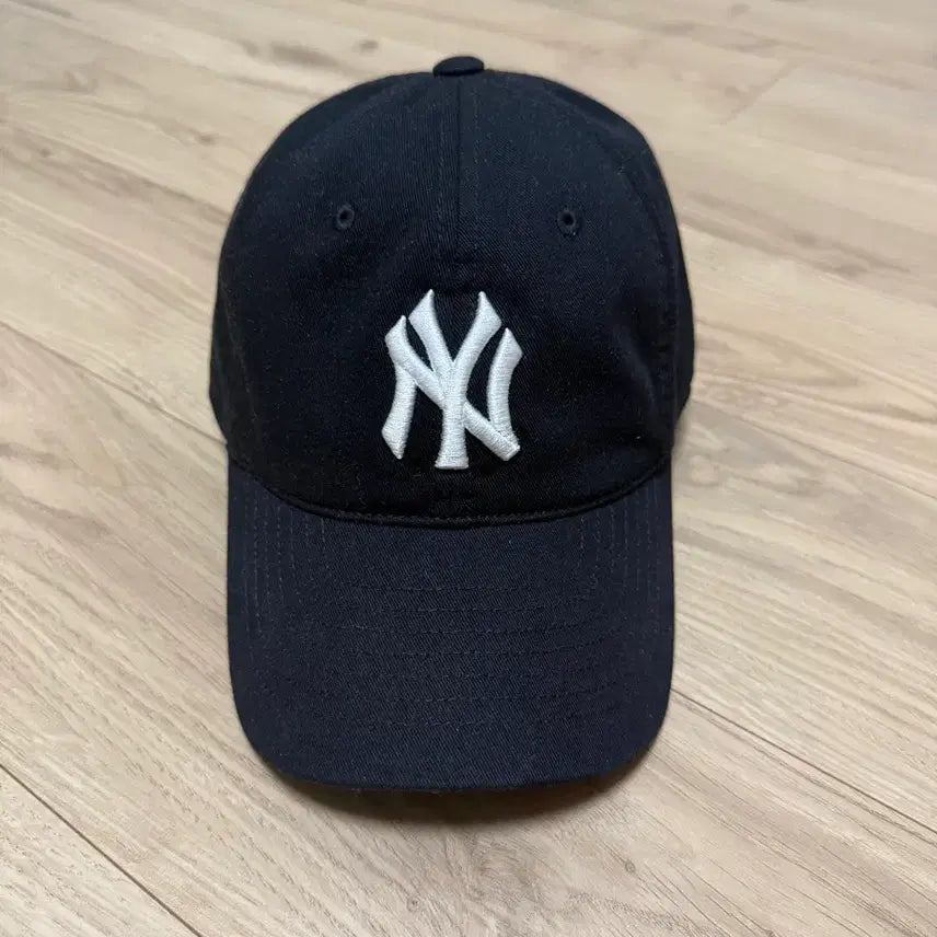 [BUNJANG] MLB Black Ace Unstructured Ball Cap NY / Mlb 모자 블랙 에이스 언스트럭쳐 볼캡 NY