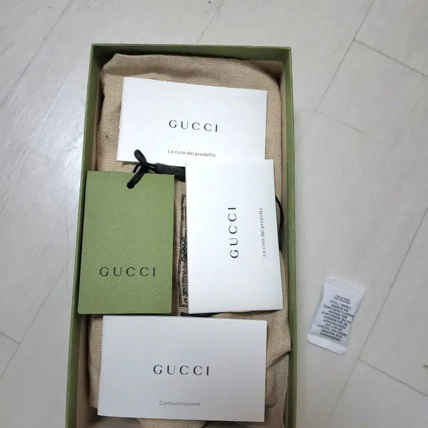 [SOLD OUT] GG 마몽 캔버스 장지갑 베이지 에보니 지갑을.지금.판매합니다!