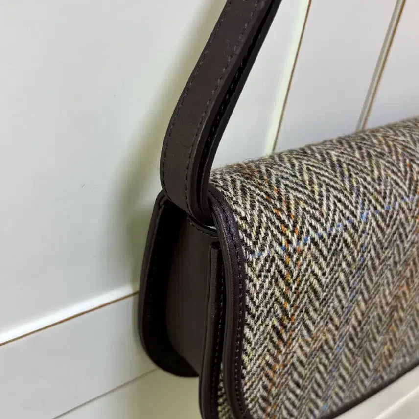 [BUNJANG] Elbategev Tweed Shoulder Bag / (미사용) 엘바테게브 숄더백 트위드 가방