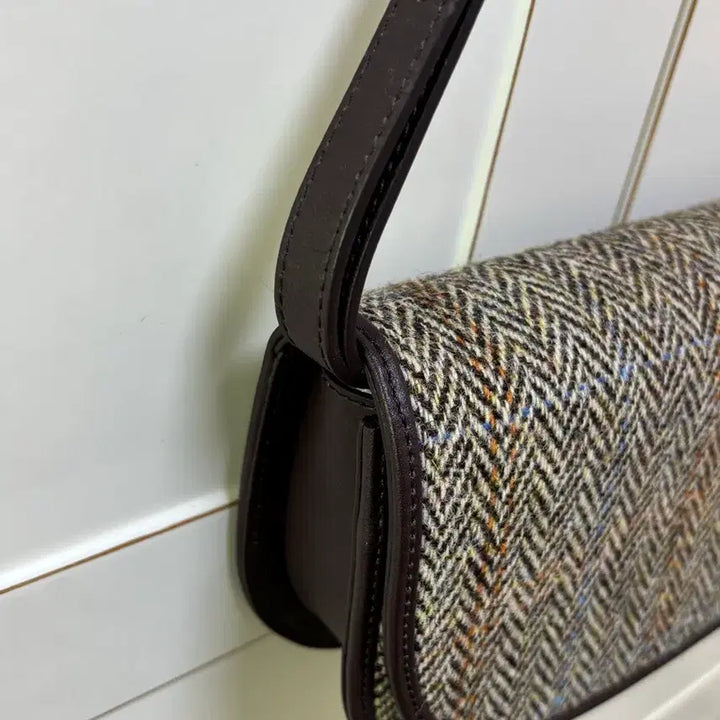 [BUNJANG] Elbategev Tweed Shoulder Bag / (미사용) 엘바테게브 숄더백 트위드 가방