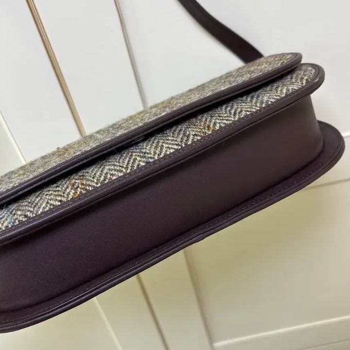 [BUNJANG] Elbategev Tweed Shoulder Bag / (미사용) 엘바테게브 숄더백 트위드 가방