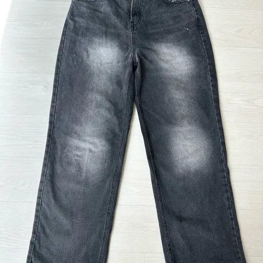 [BUNJANG] AzON Signature Denim Pants Black / 실사) 애즈온 시그니처 데님팬츠 블랙