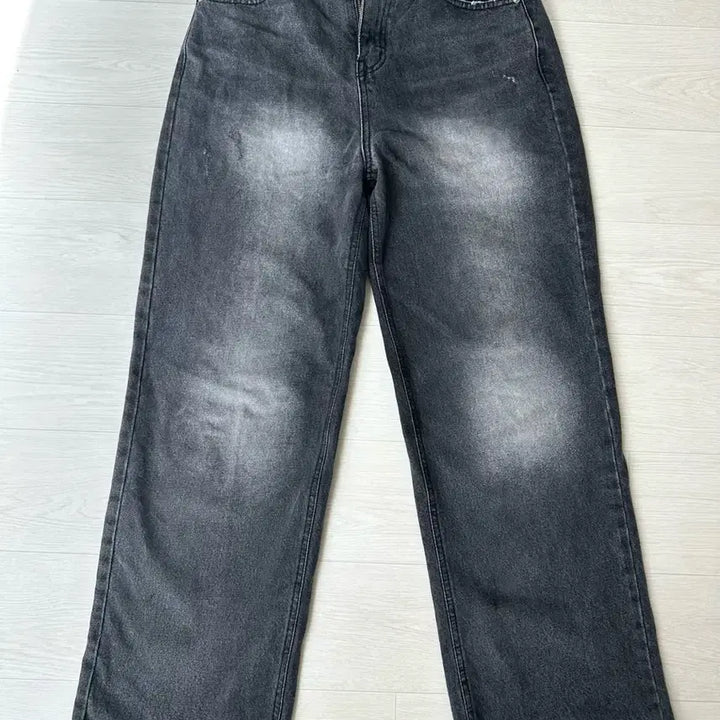 [BUNJANG] AzON Signature Denim Pants Black / 실사) 애즈온 시그니처 데님팬츠 블랙