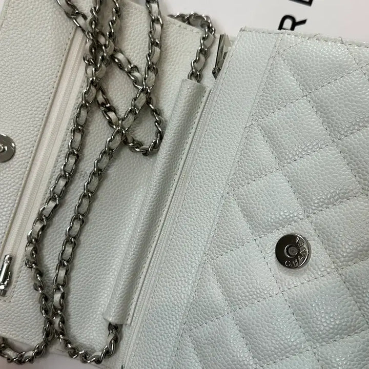 [BUNJANG] White Chain Bag / 체인백