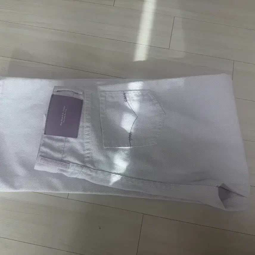 [SOLD OUT] 연보라색 데님 팬츠(여름냉감) 새상품