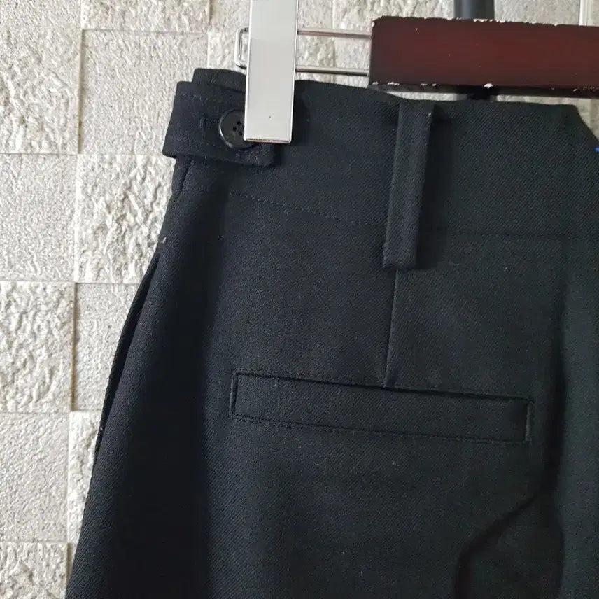 [BUNJANG] KUHO PLUS Pintuck Shorts Black / 구호플러스 핀턱 반바지